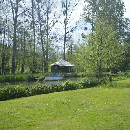 Qui Vivra Verra * Le Mesnil-Amey