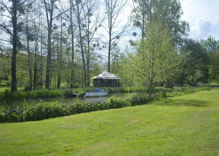 Qui Vivra Verra * Le Mesnil-Amey